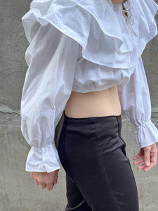 Cropped blouse